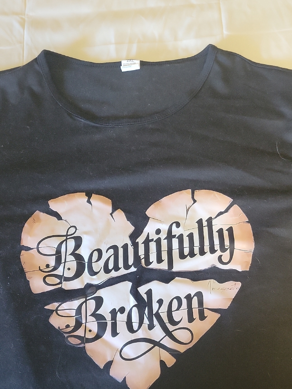 Black Women's 'Beautifully Broken' Graphic Tee XXL